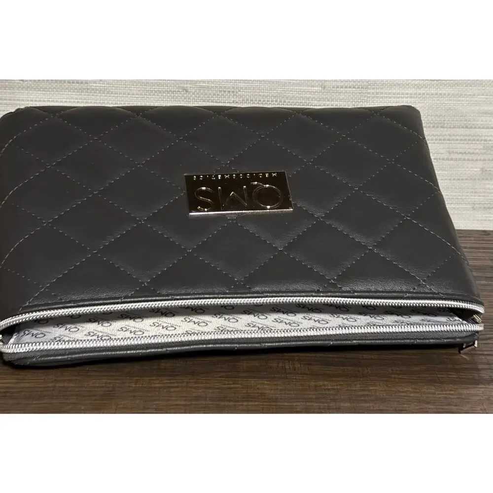 QMS Medicosmetics gray cosmetics bag - NEW